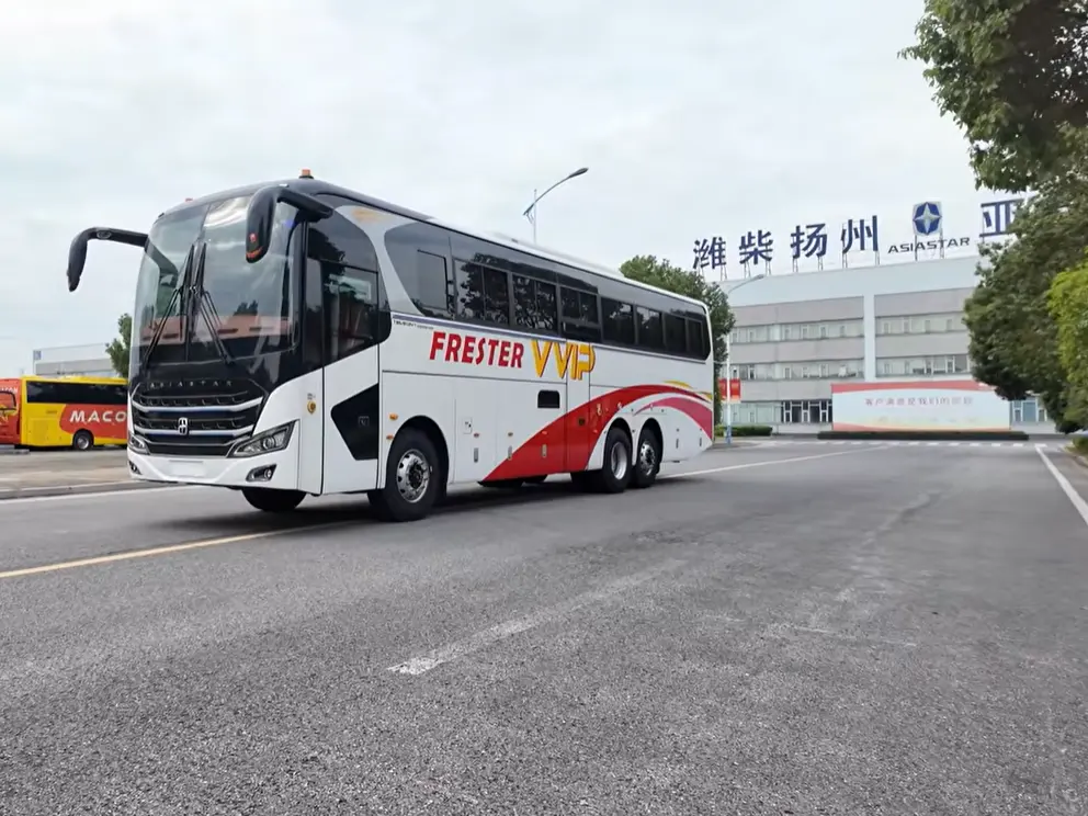 YAXING YBL6130T-bus verzonden naar Tanzania